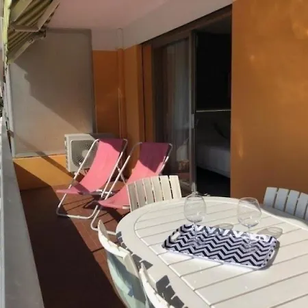 T2 Climatise Au Centre Du Lavandou, Terrasse, Prox. - Fr-1-308-123 *