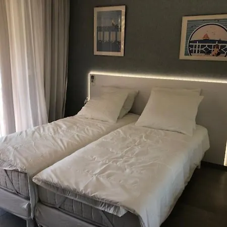 T2 Climatise Au Centre Du Lavandou, Terrasse, Prox. - Fr-1-308-123 * Ле-Лаванду