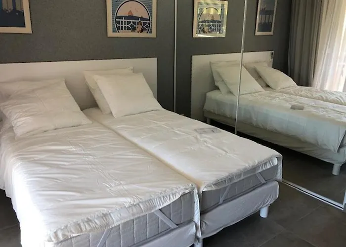 T2 Climatise Au Centre Du Lavandou, Terrasse, Prox. - Fr-1-308-123